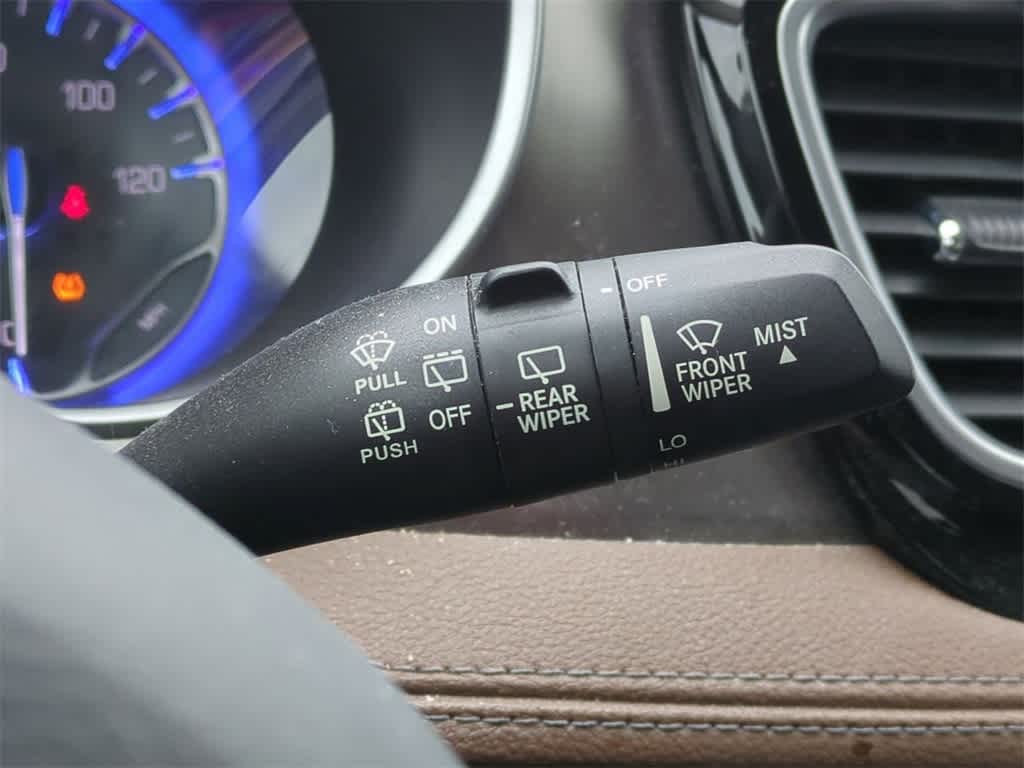 Thumbnail: 2017 Chrysler Pacifica - 25