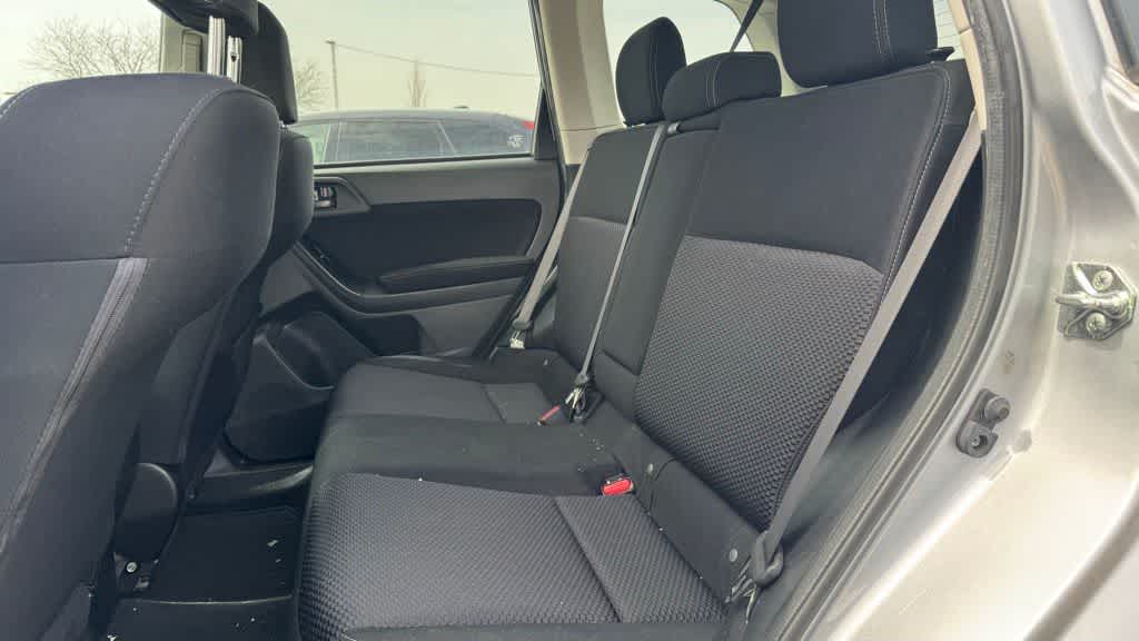 Thumbnail: 2015 Subaru Forester - 17