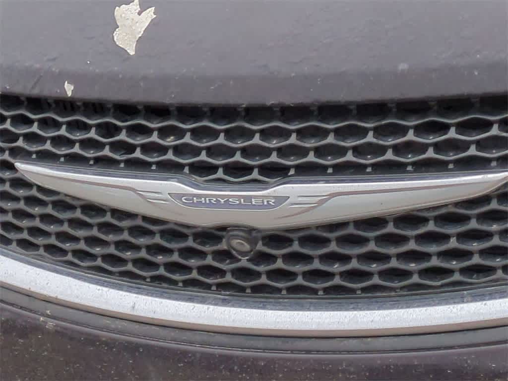 Thumbnail: 2017 Chrysler Pacifica - 11