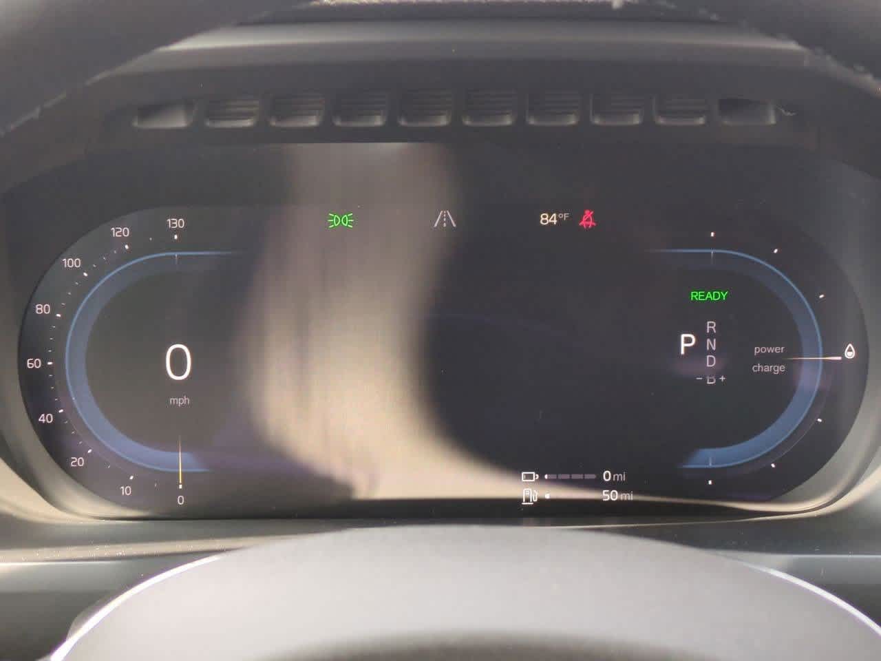 2025 Volvo XC90 T8 Plus 32