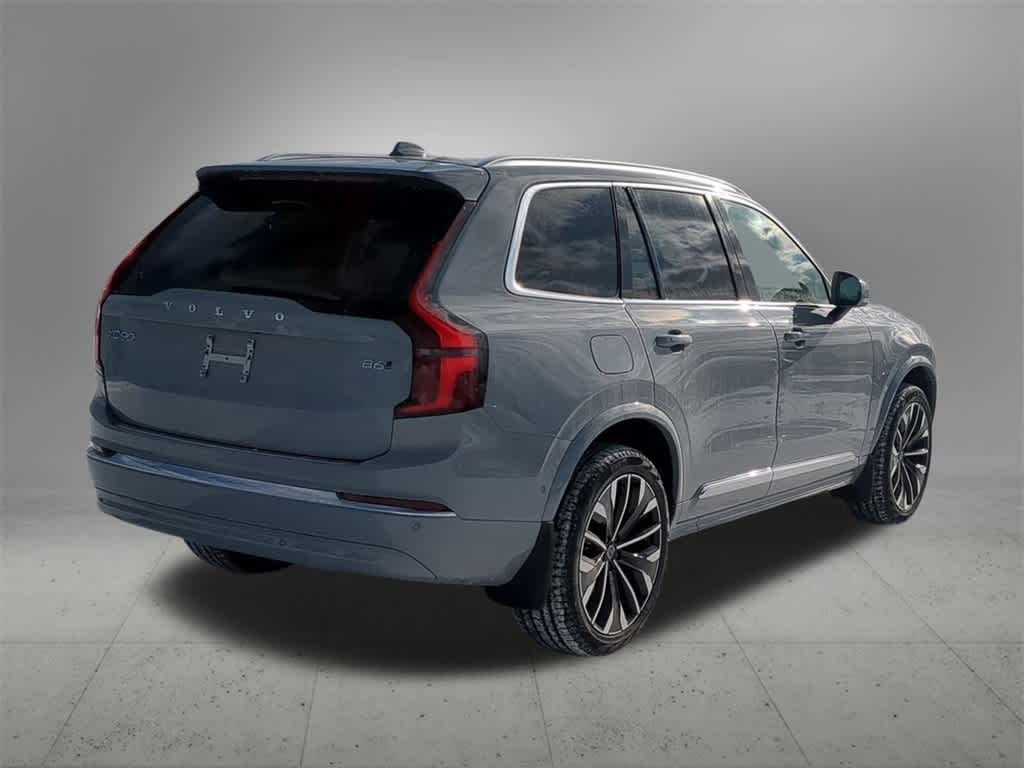 Thumbnail: 2026 Volvo XC90 - 6