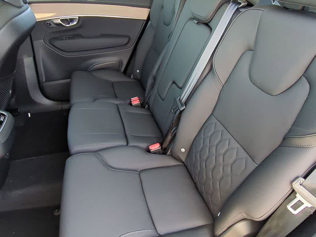Thumbnail: 2026 Volvo XC90 - 18