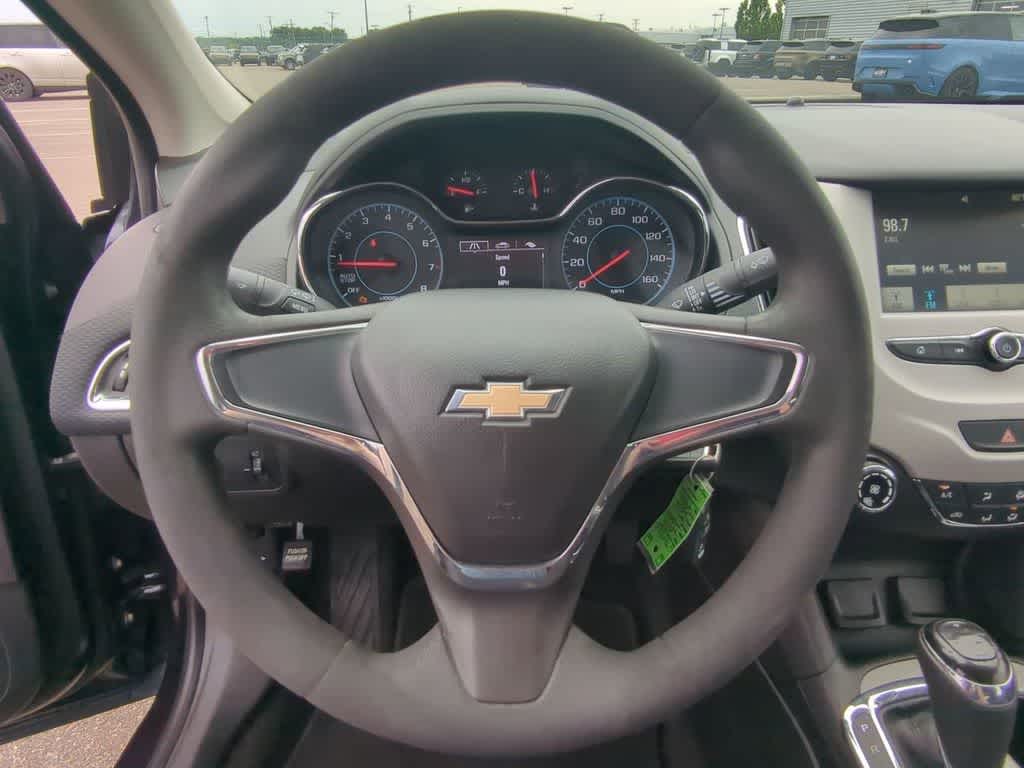 Thumbnail: 2016 Chevrolet Cruze - 20