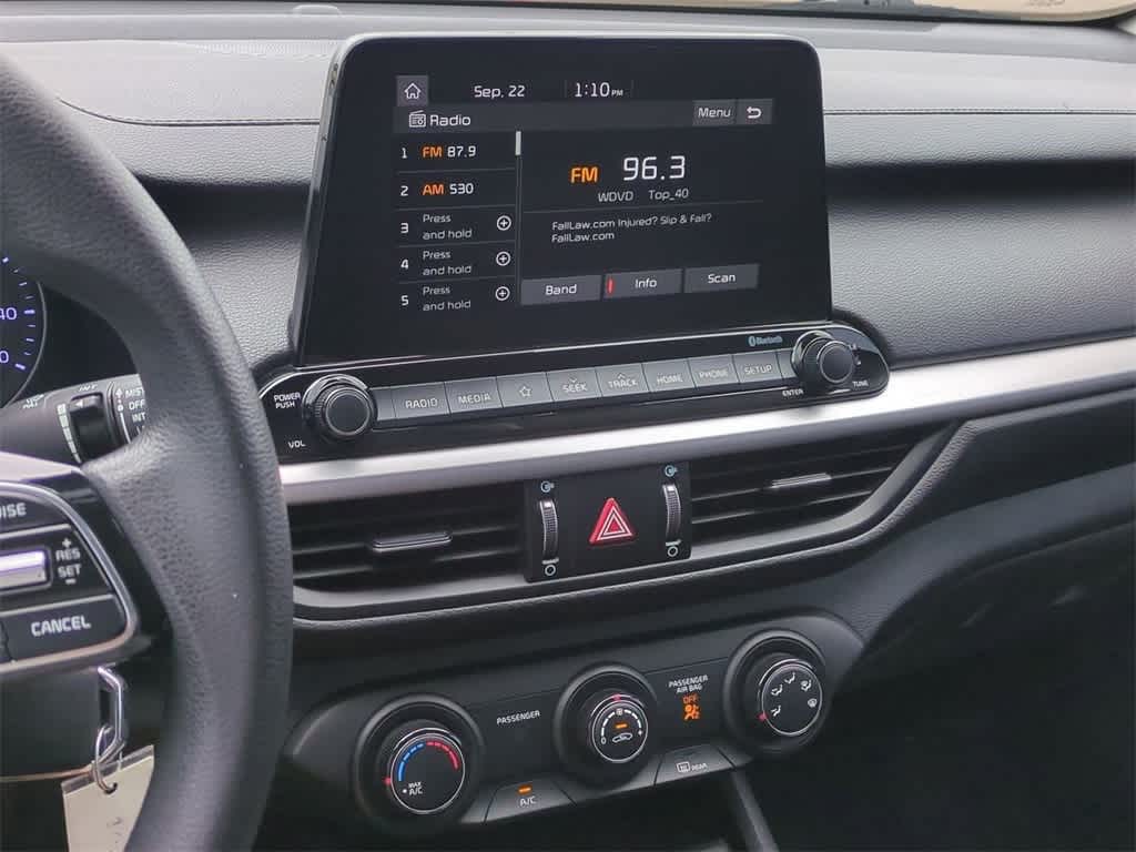Thumbnail: 2020 Kia Forte - 26