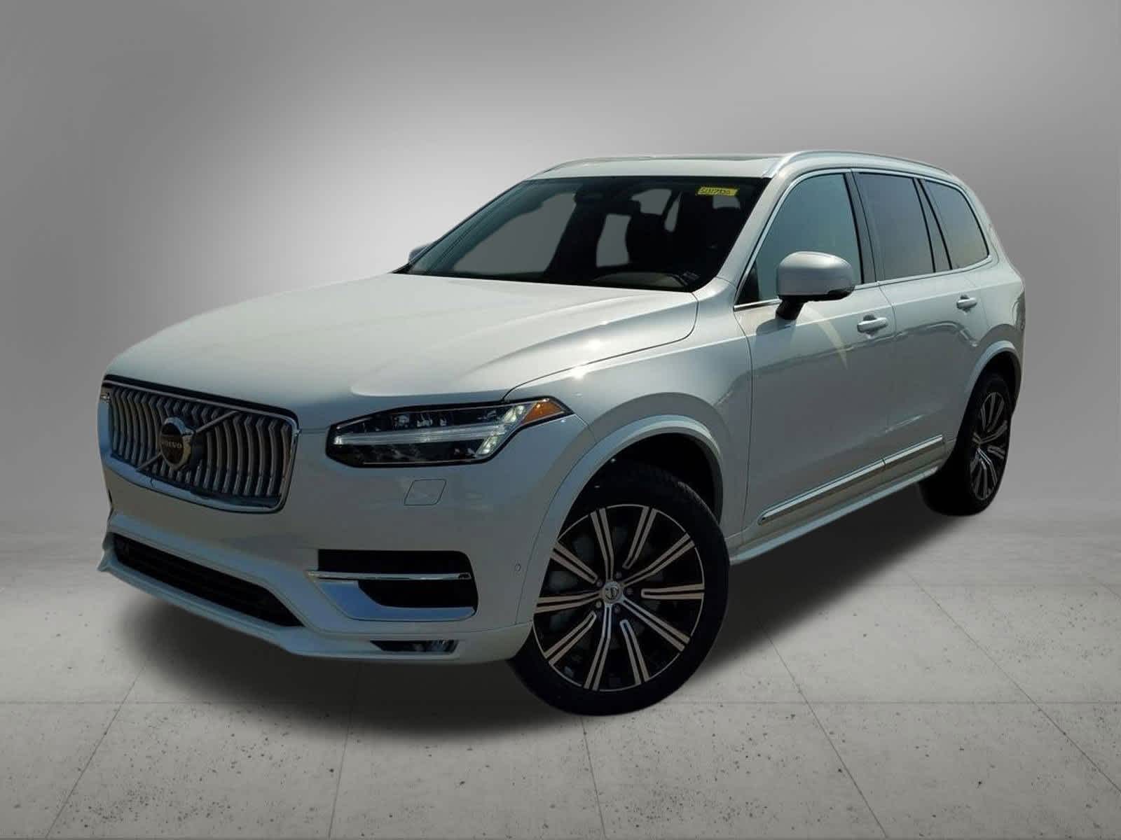 2025 Volvo XC90 B6 Plus -
                  Troy, MI