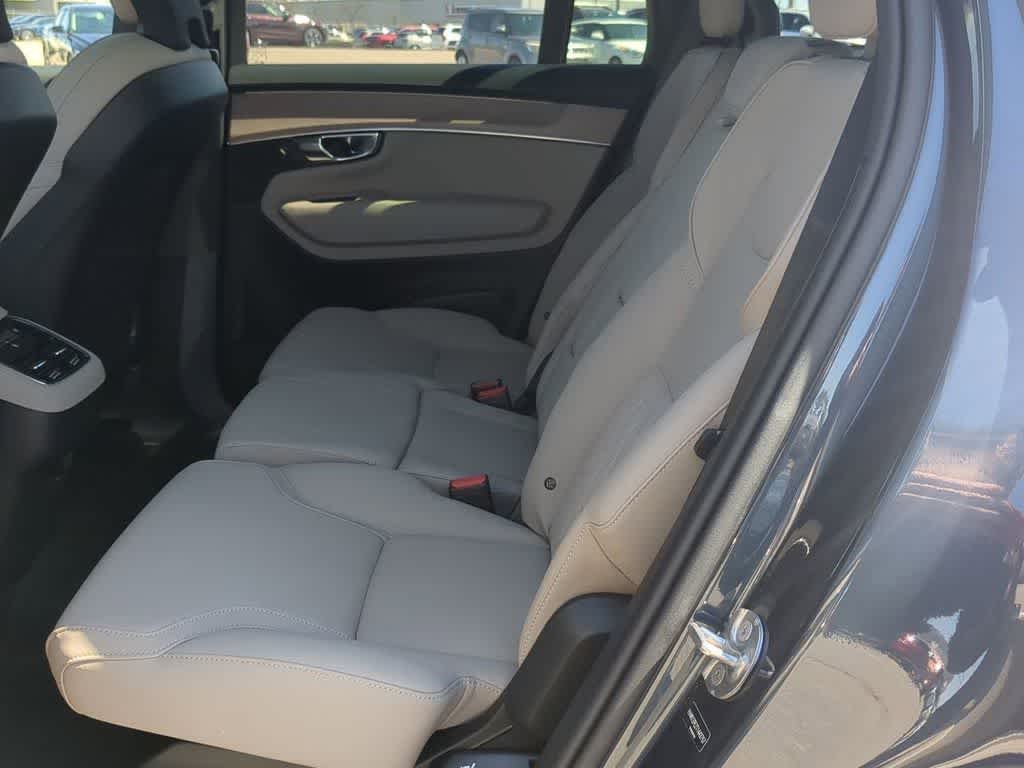 Thumbnail: 2026 Volvo XC90 - 18