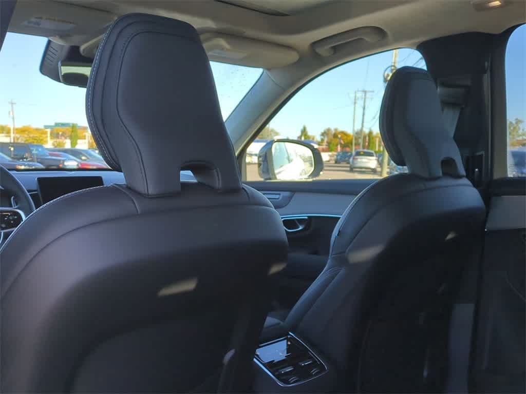Thumbnail: 2026 Volvo XC90 - 16