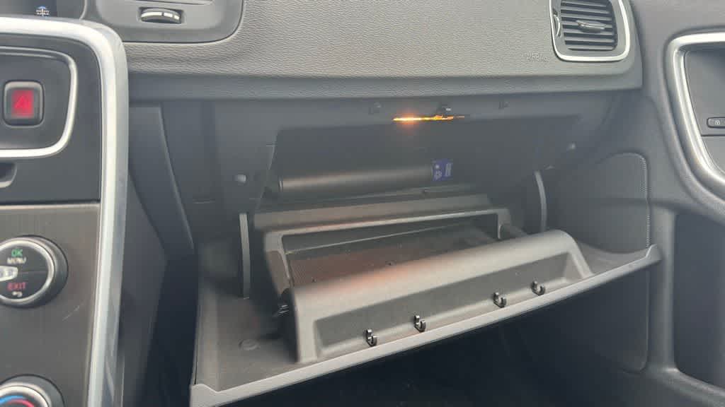 Thumbnail: 2013 Volvo S60 - 25