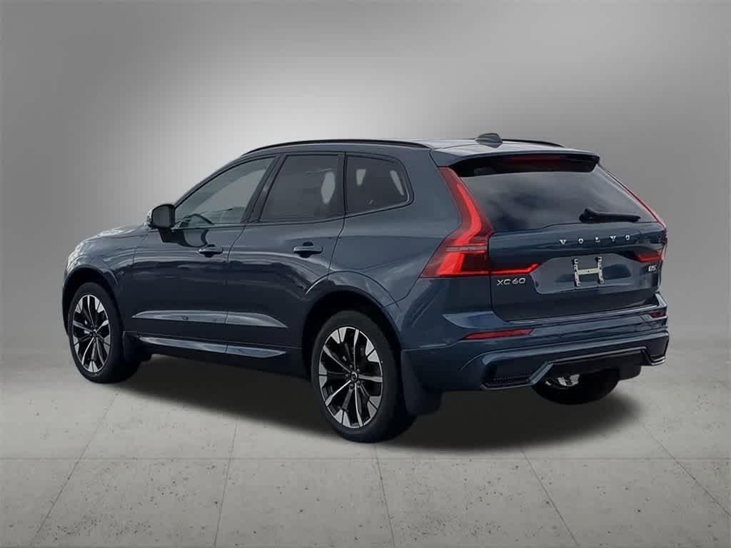 Thumbnail: 2026 Volvo XC60 - 4