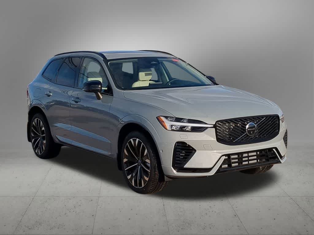 Thumbnail: 2026 Volvo XC60 - 8