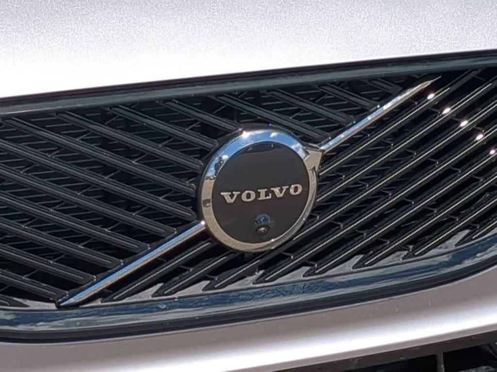 Thumbnail: 2026 Volvo XC60 - 11