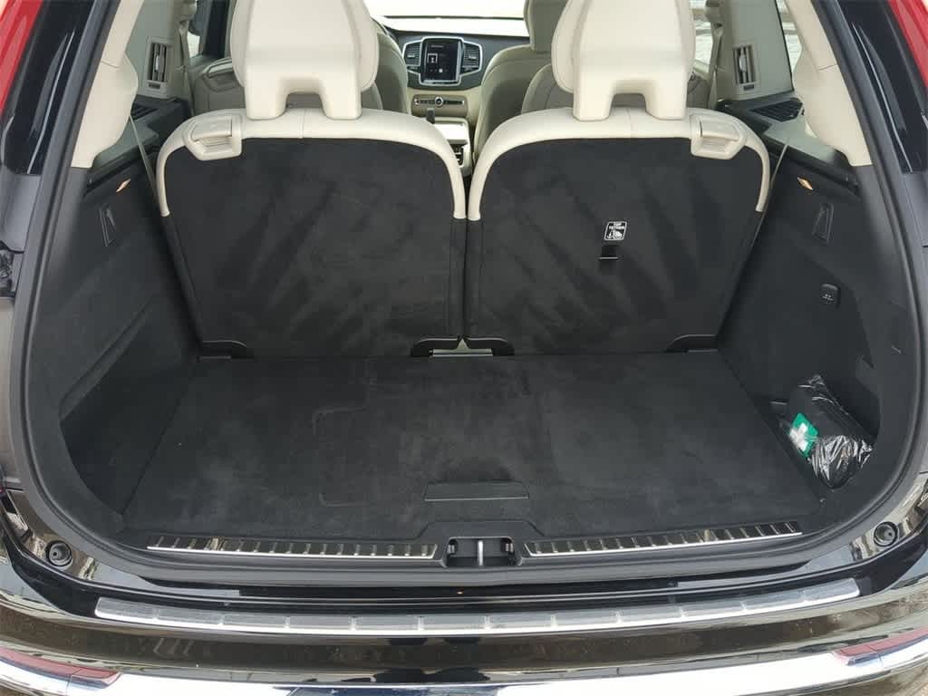 Thumbnail: 2025 Volvo XC90 - 35