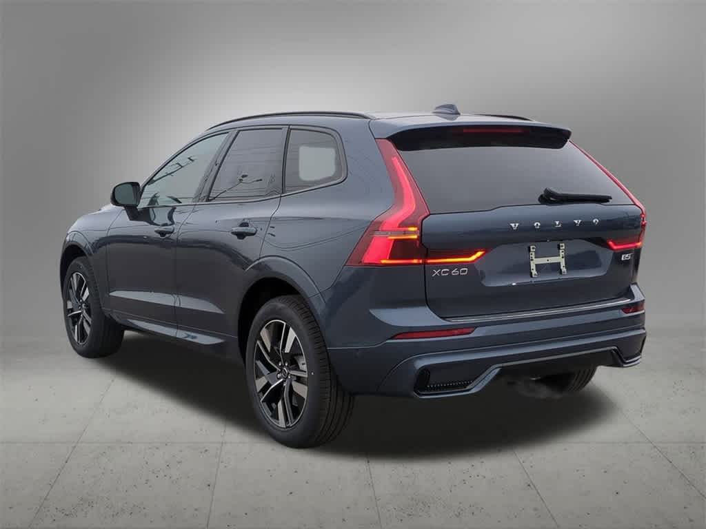 Thumbnail: 2026 Volvo XC60 - 4