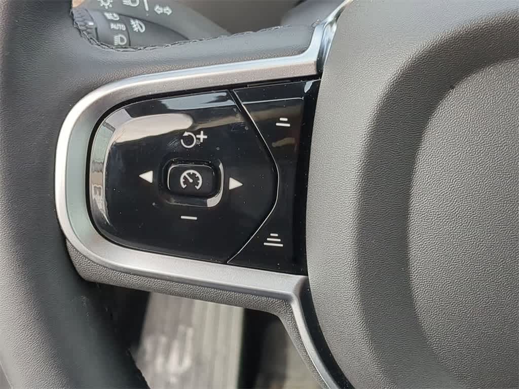 Thumbnail: 2026 Volvo XC90 - 22