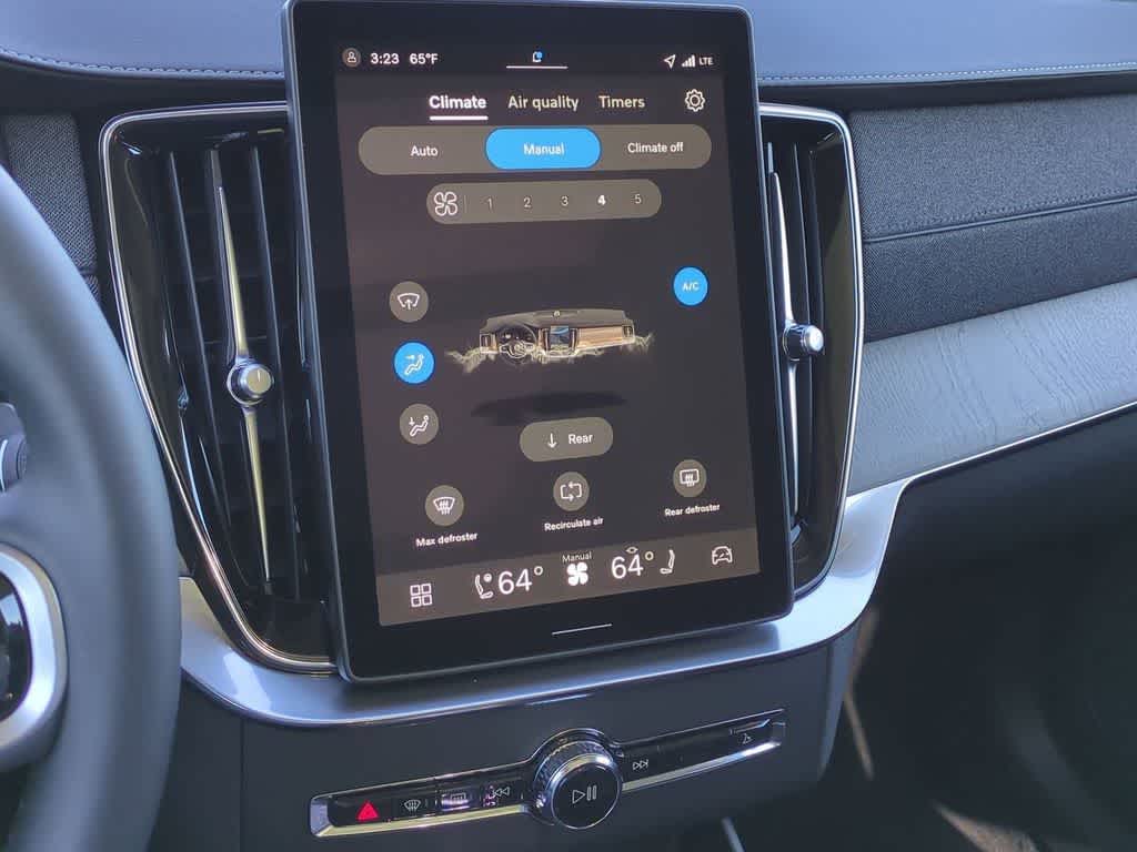 Thumbnail: 2026 Volvo XC90 - 27