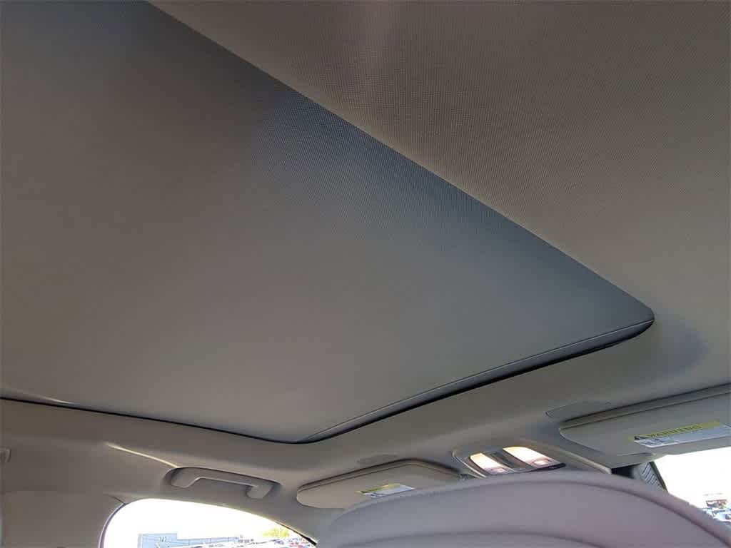 Thumbnail: 2026 Volvo XC90 - 20