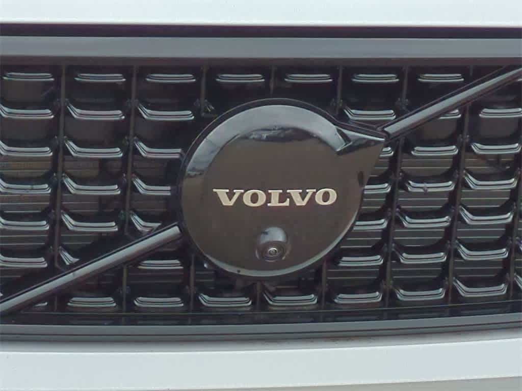 Thumbnail: 2026 Volvo XC40 - 11