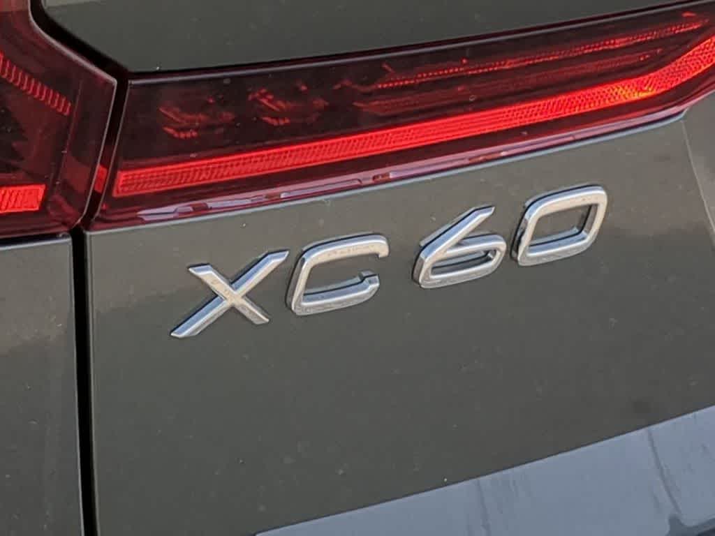 Thumbnail: 2026 Volvo XC60 - 12