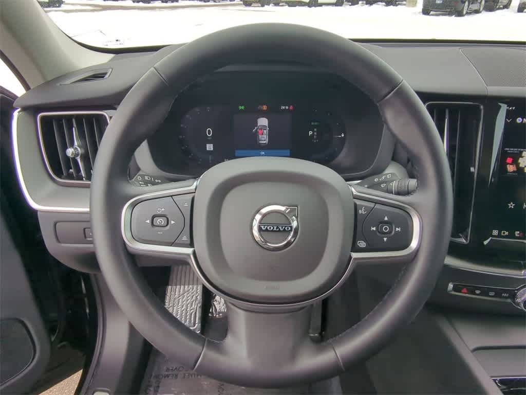 Thumbnail: 2025 Volvo XC60 - 21