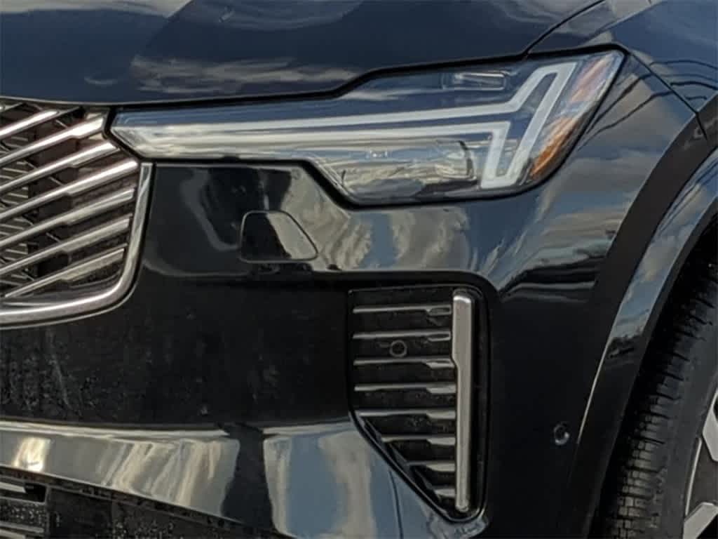 Thumbnail: 2026 Volvo XC90 - 10