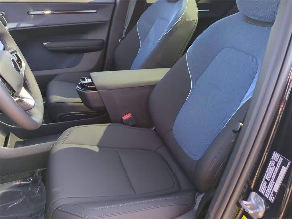 Thumbnail: 2025 Volvo EX30 - 14