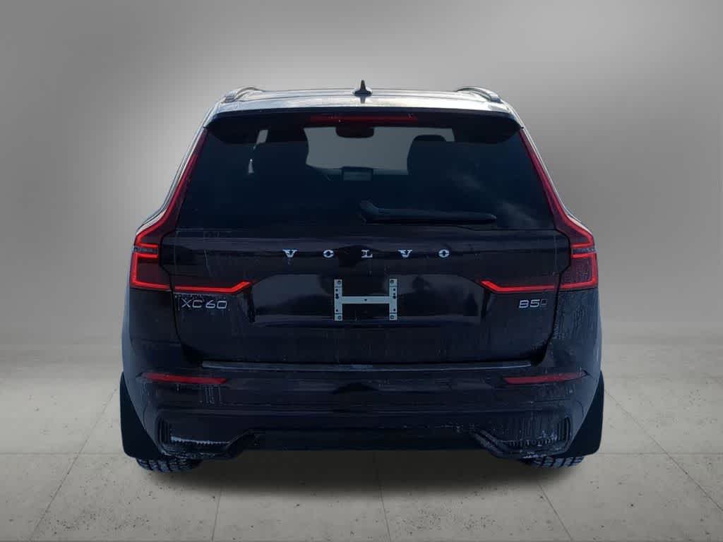 Thumbnail: 2026 Volvo XC60 - 5