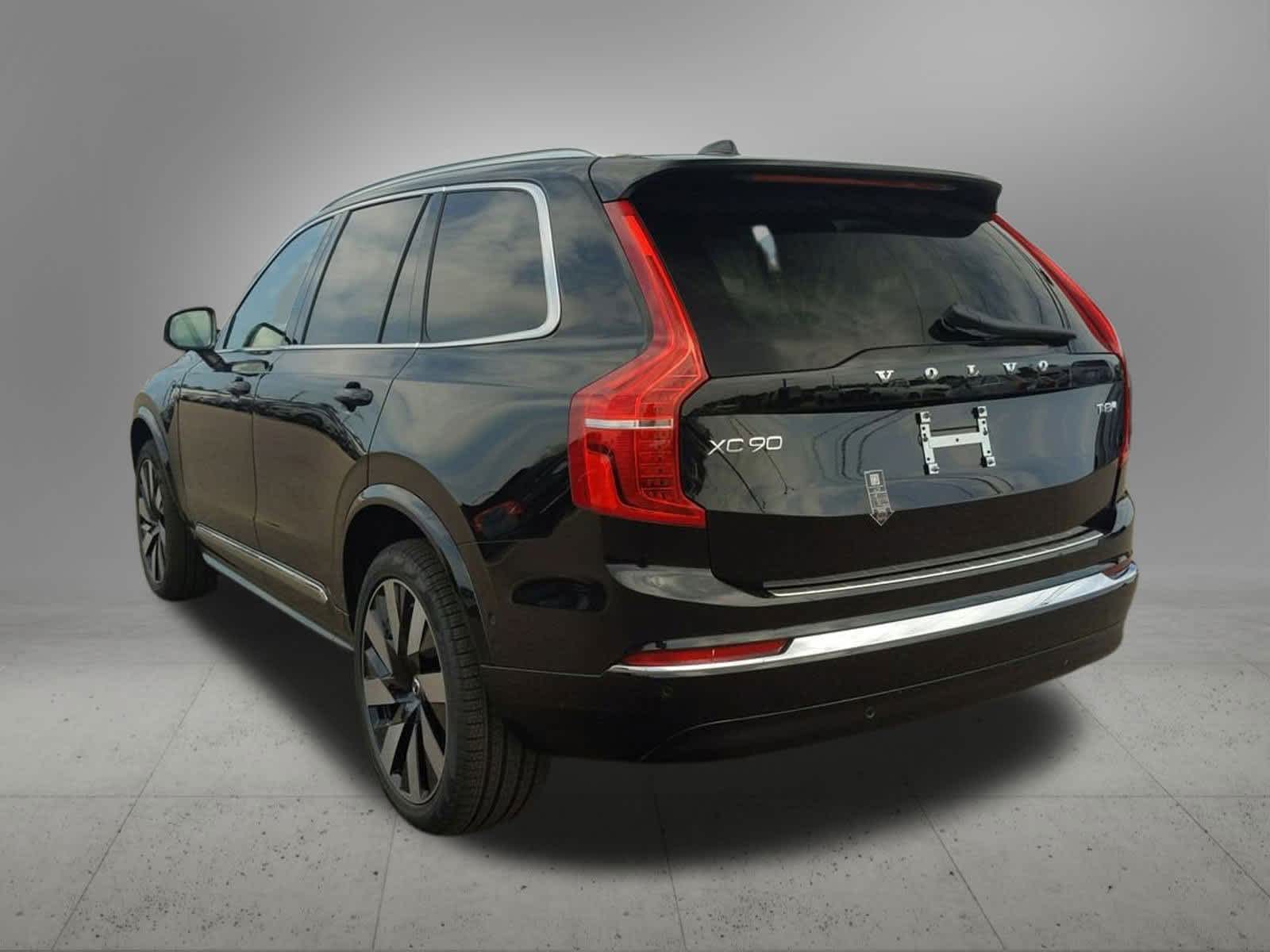 Thumbnail: 2025 Volvo XC90 - 4