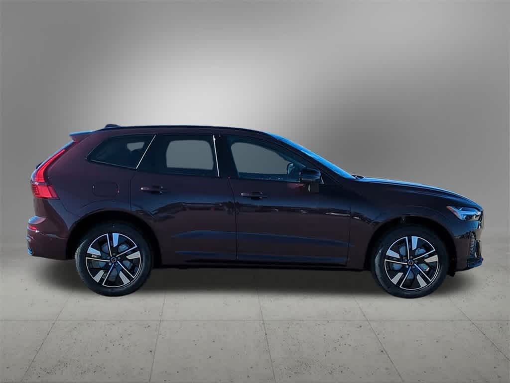 Thumbnail: 2026 Volvo XC60 - 7