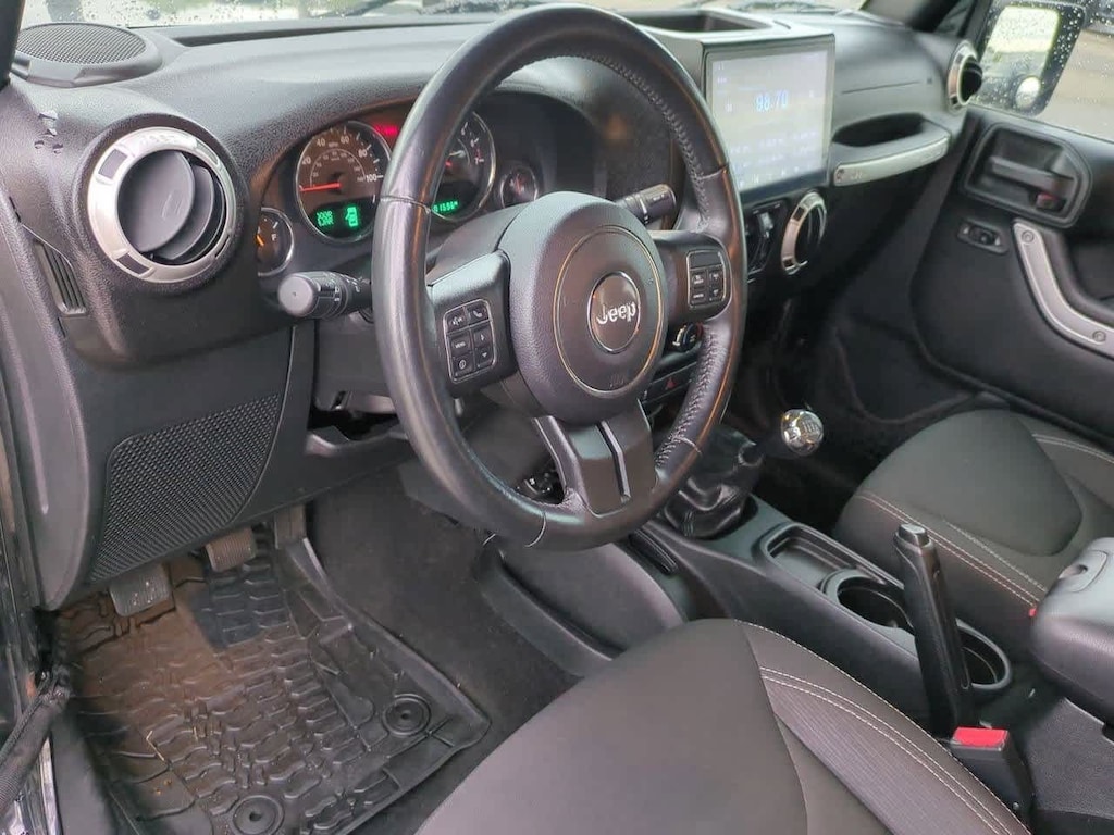 Used 2017 Jeep Wrangler JK Unlimited Sahara 4x4 SUV