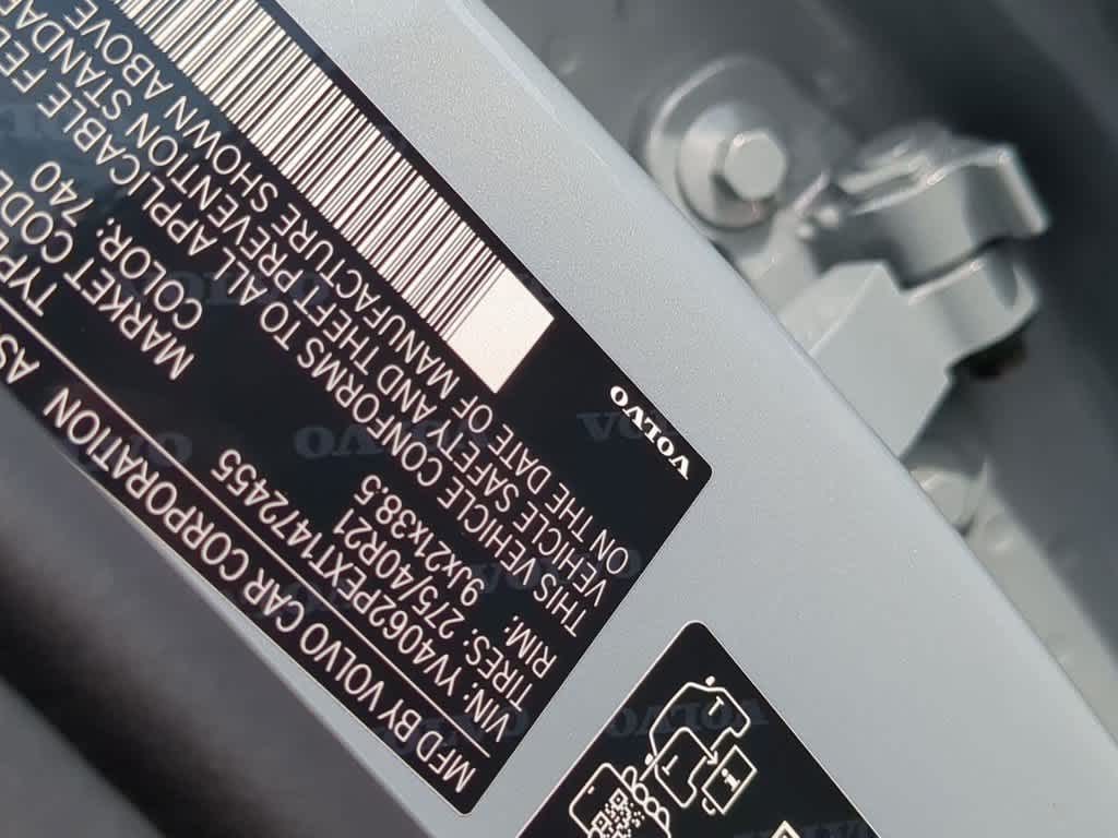 2026 Volvo XC90 Plus - Photo 33