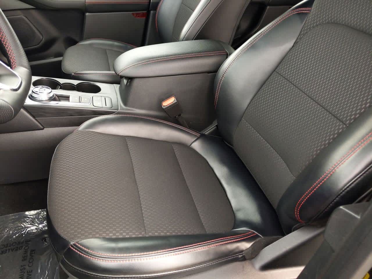 2024 Ford Escape ST-Line 15