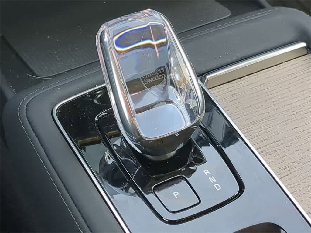 Thumbnail: 2026 Volvo XC90 - 32