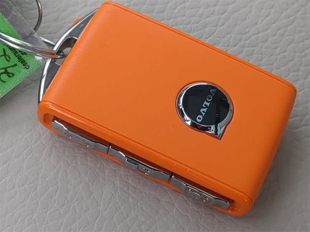 Thumbnail: 2025 Volvo XC90 - 36