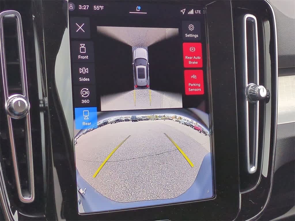 Thumbnail: 2026 Volvo XC40 - 29