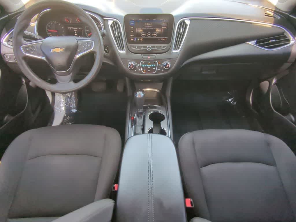 Thumbnail: 2019 Chevrolet Malibu - 14