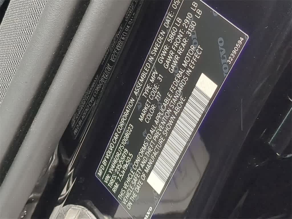 Thumbnail: 2025 Volvo XC60 - 33