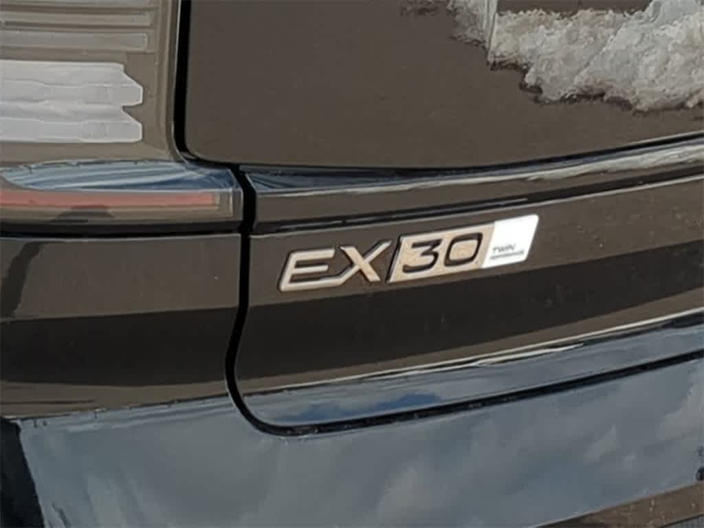 Thumbnail: 2026 Volvo EX30 - 12