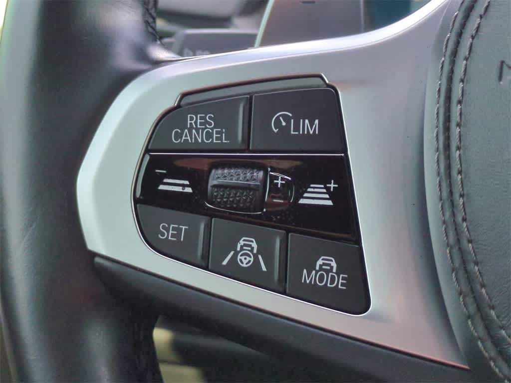 Thumbnail: 2021 BMW X6 - 25