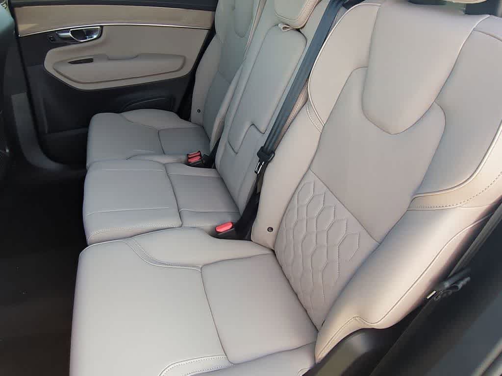 Thumbnail: 2026 Volvo XC90 - 18