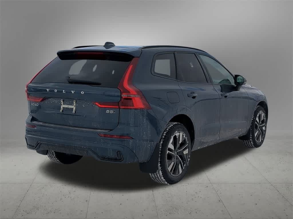 Thumbnail: 2026 Volvo XC60 - 6