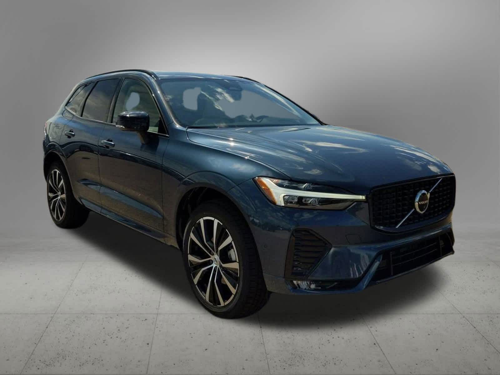 Thumbnail: 2025 Volvo XC60 - 8