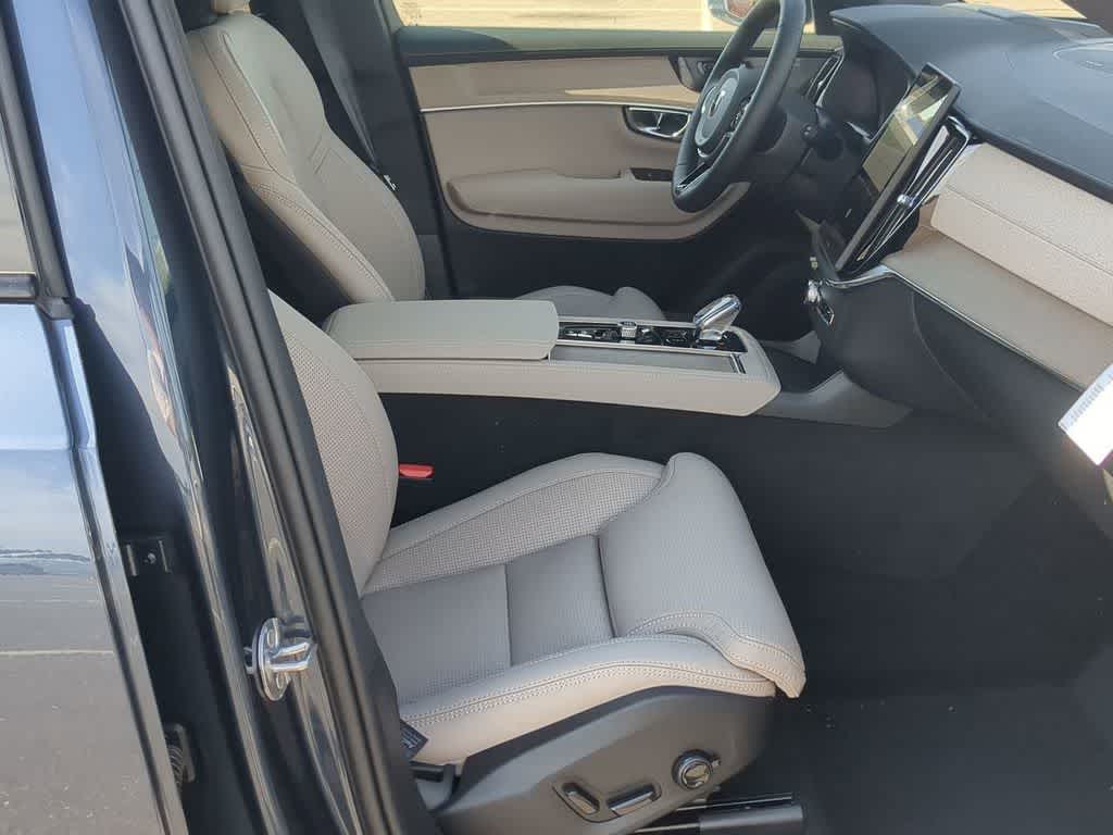 Thumbnail: 2026 Volvo XC90 - 20