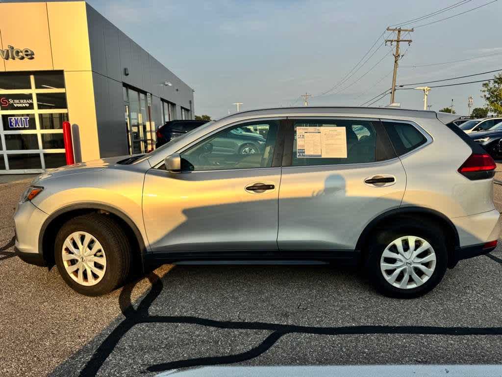 Thumbnail: 2017 Nissan Rogue - 2