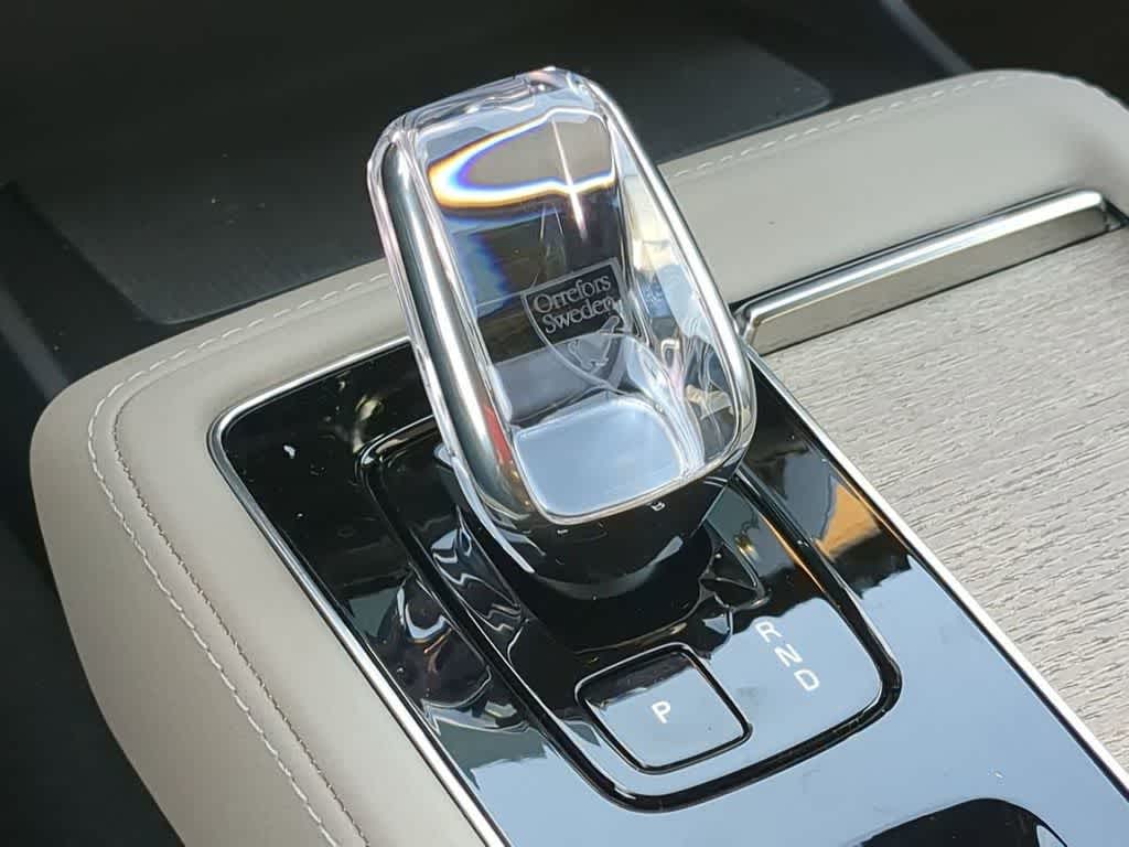 Thumbnail: 2026 Volvo XC90 - 30