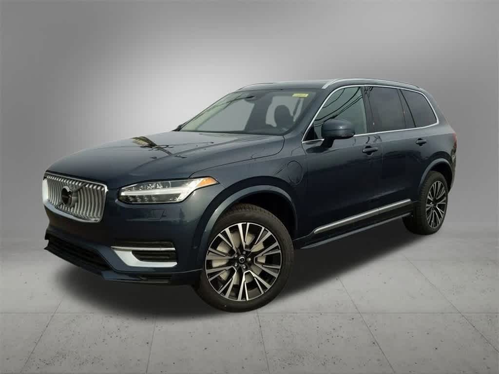 2025 Volvo XC90 T8 Plus -
                  Troy, MI