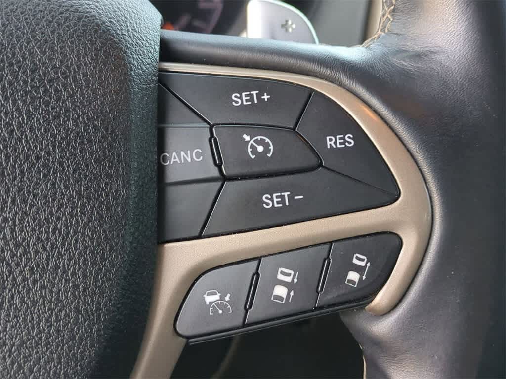 Thumbnail: 2014 Jeep Grand Cherokee - 26
