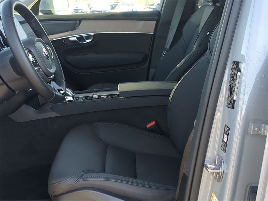 Thumbnail: 2026 Volvo XC90 - 15