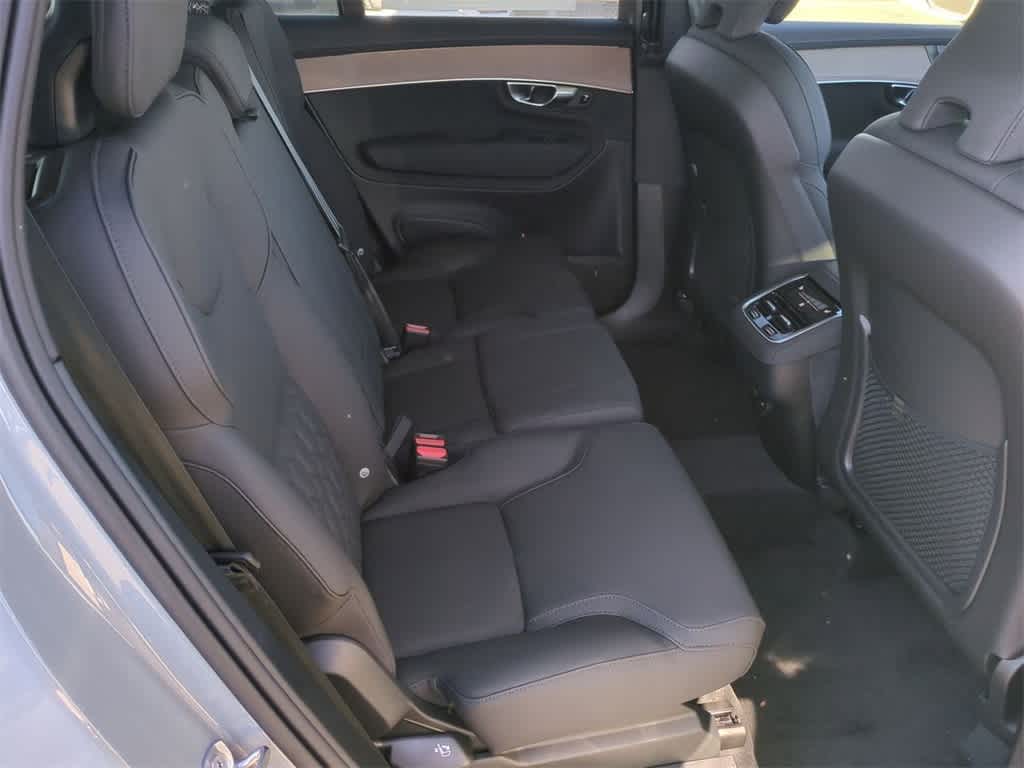 Thumbnail: 2026 Volvo XC90 - 13