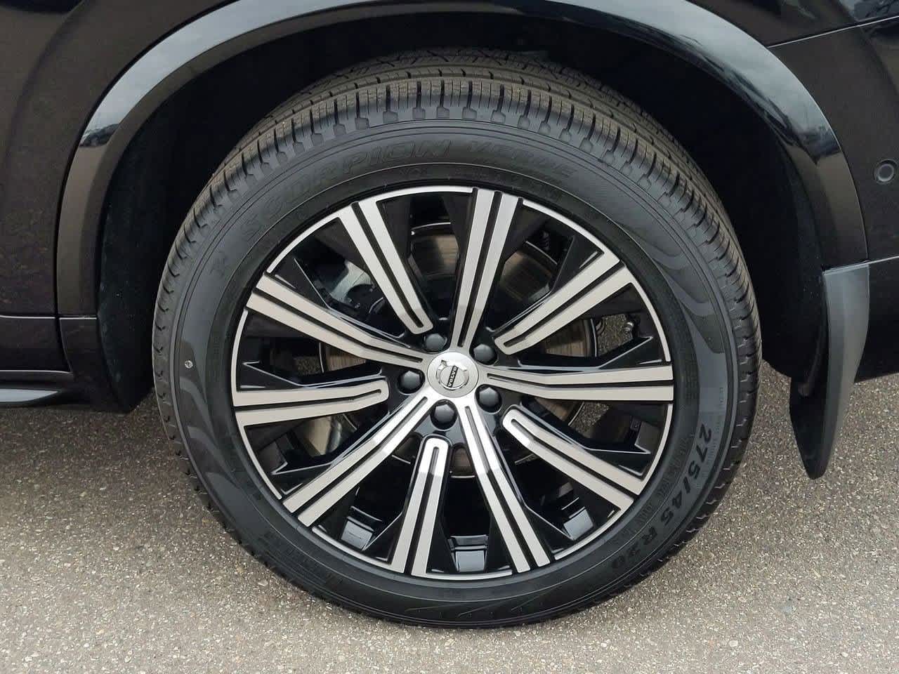 Thumbnail: 2025 Volvo XC90 - 12