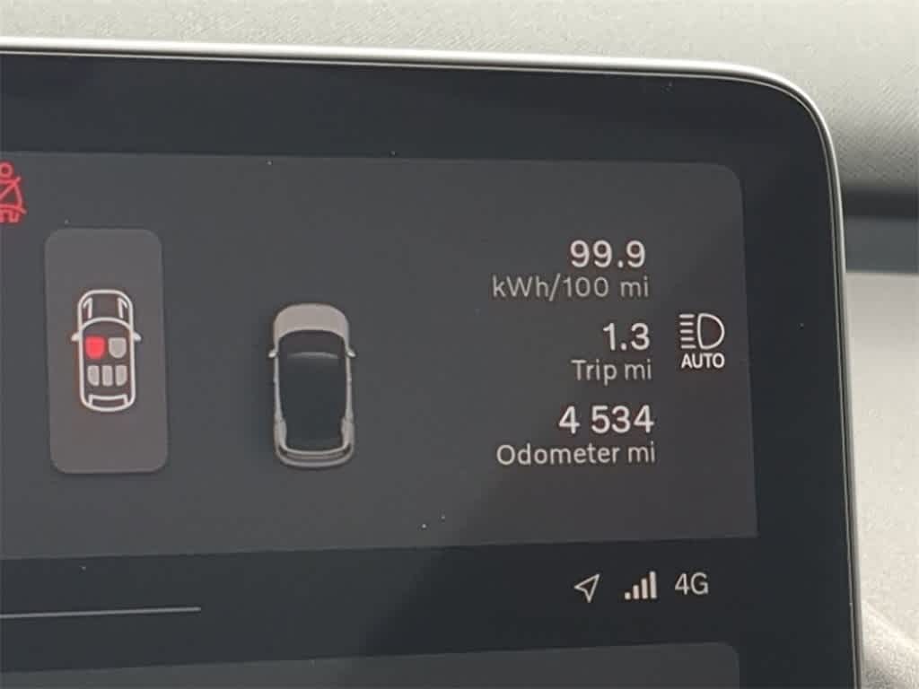 Thumbnail: 2025 Volvo EX30 - 30